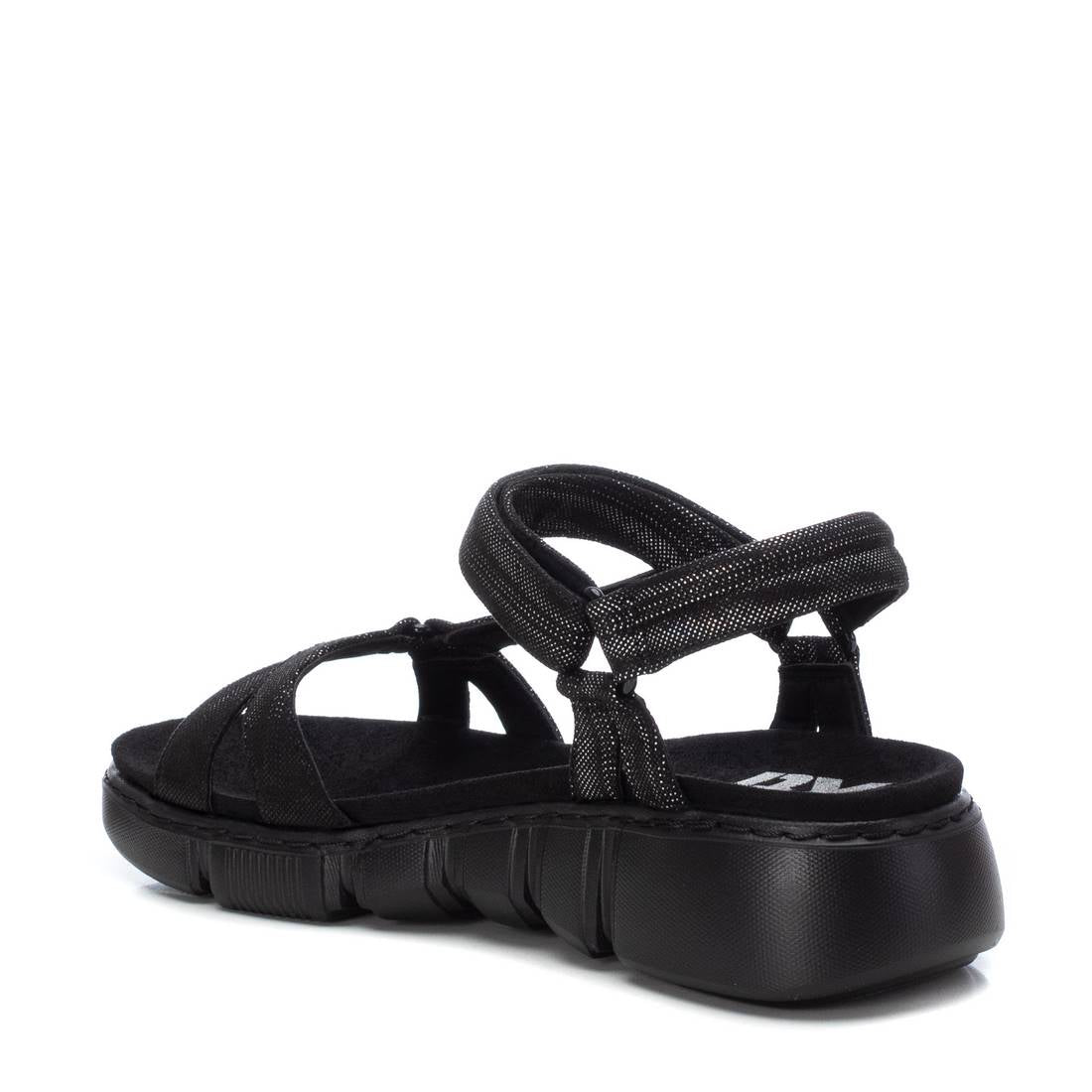 Sandália Casual Mulher Preto Xti – Leves e respiráveis para conforto excelente em passeio e trabalho diário - 14231804