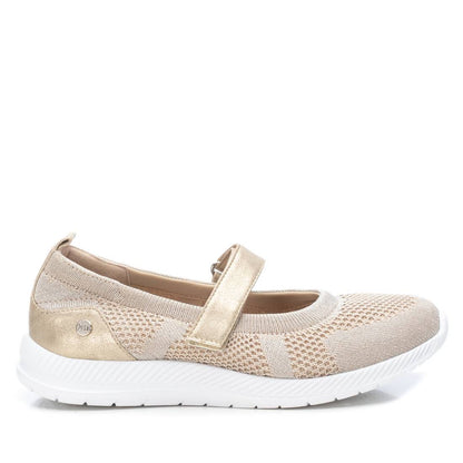 Sabrina Casual Conforto Mulher Dourado Xti – Leveza e palmilha almofadada para conforto em eventos e trabalho diário - 14138202