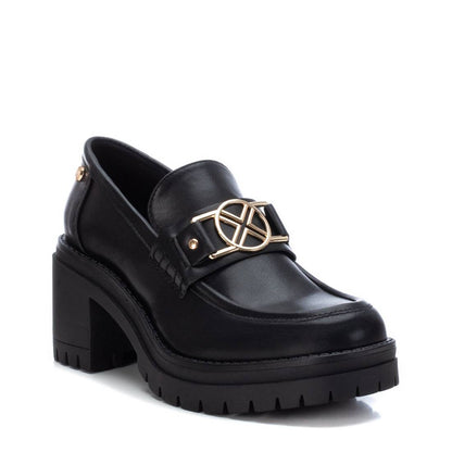 Sapato Pele Mulher Preto Xti – Ideal para dias de trabalho e lazer com sala ultra leve e conforto diário - 14205701