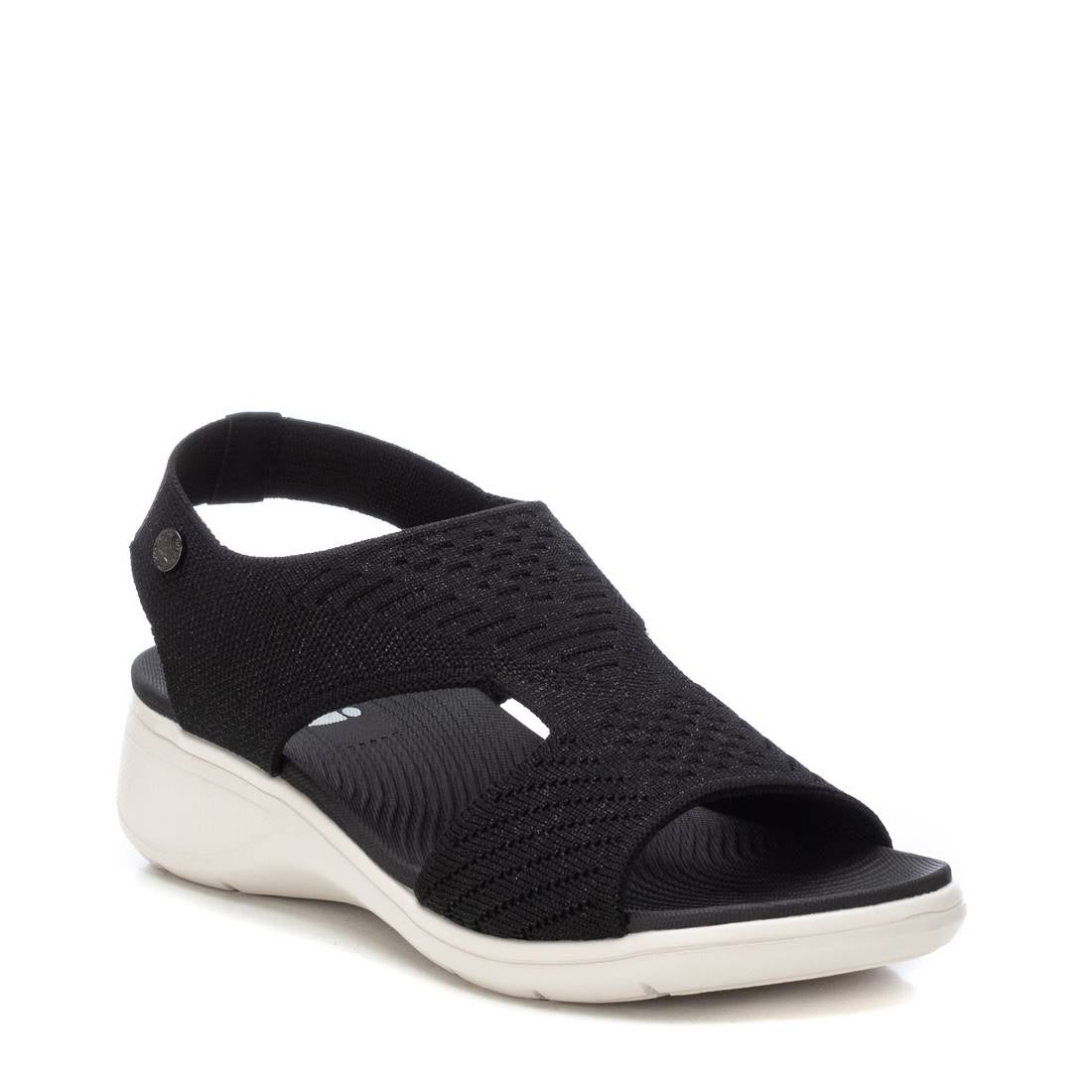 Sandália Casual Mulher Preto Xti – Leves e duráveis, garantem conforto excepcional para o seu dia a dia - 14273702