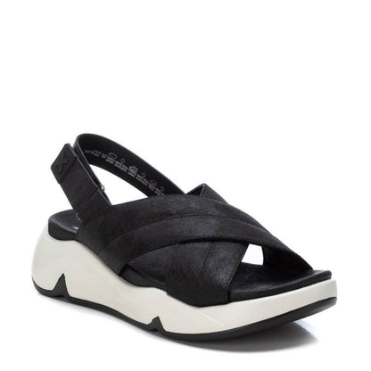 Sandália Casual Mulher Preto Xti – Conforto para uso diário com alças ajustáveis e solado antiderrapante - 14273901