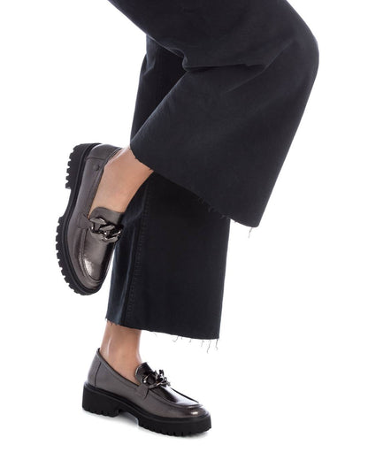 Sapato Pele Charol Mulher Preto Refresh – Palmilha acolchoada e sola antiderrapante para conforto no trabalho e saída casual - 14320502