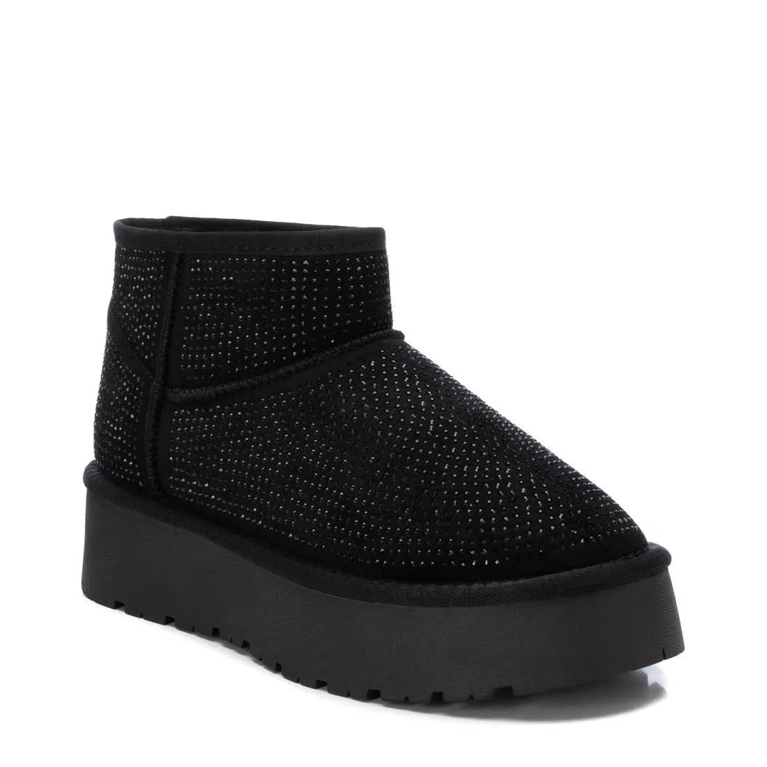 Bota Casual Mulher Preto Xti – Leves e confortáveis para passeio e uso diário com ajuste perfeito - 143237