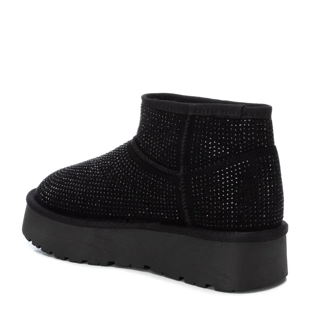 Bota Casual Mulher Preto Xti – Leves e confortáveis para passeio e uso diário com ajuste perfeito - 143237