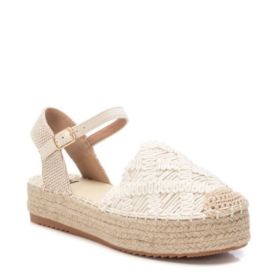 Sandália Casual Mulher Vegan Bege Xti – Design artesanal com pala delicada para conforto nos dias de verão - 14402202