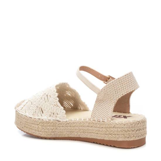 Sandália Casual Mulher Vegan Bege Xti – Design artesanal com pala delicada para conforto nos dias de verão - 14402202