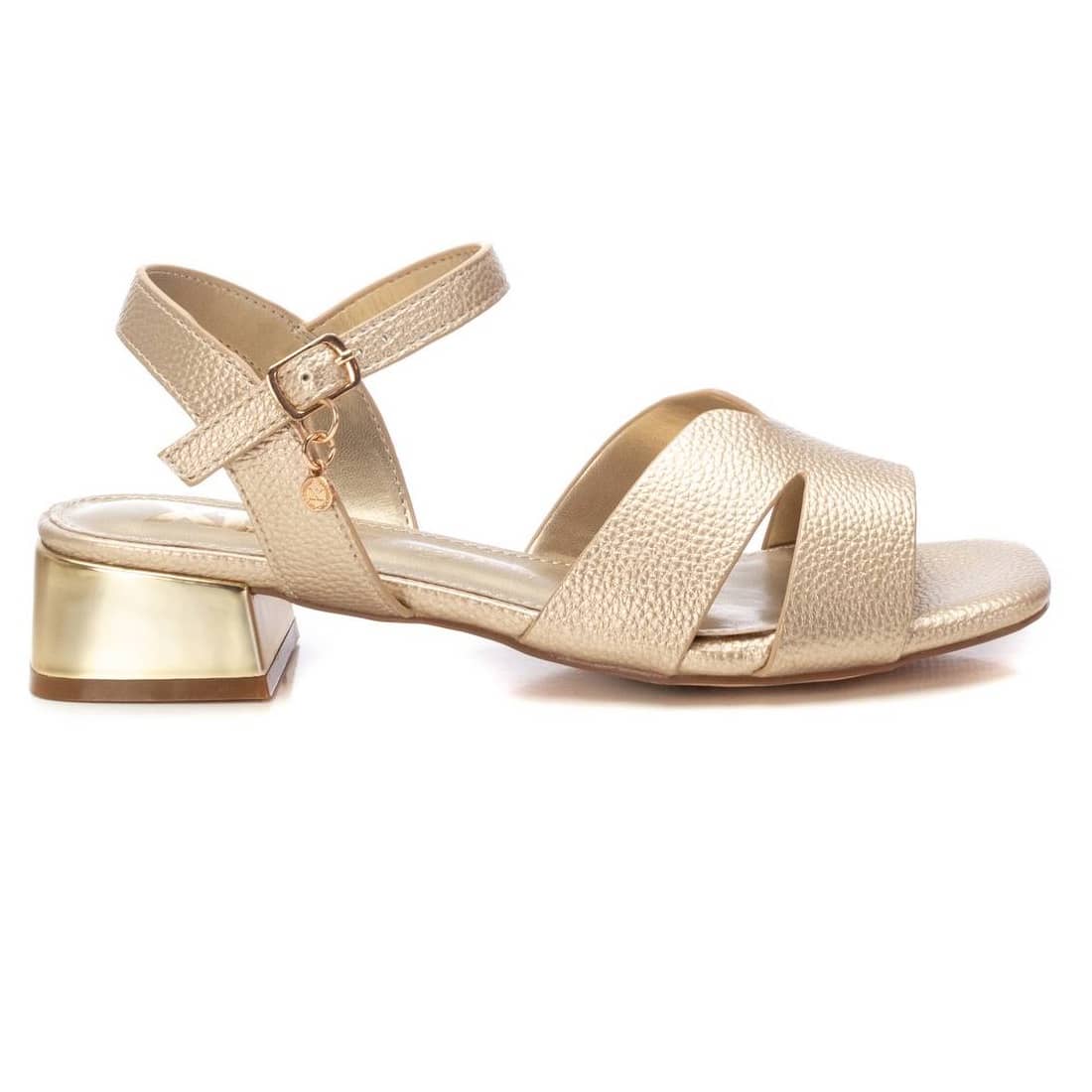 Sandália Casual Vegan Mulher Dourado Xti – Conforto ao longo do dia com design sofisticado para passeio casual e eventos formais - 14412602