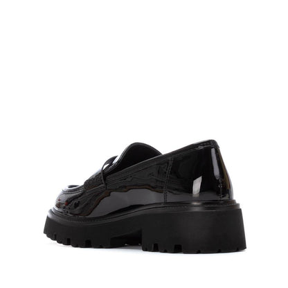 Sapato Pele Charol Mulher Preto Xti – Conforto e durabilidade para o dia a dia no trabalho e eventos sociais - 144426p