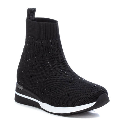Bota Casual Juvenil Preto Xti – Leves e com ajuste confortável para uso diário e atividades ao ar livre - 150100