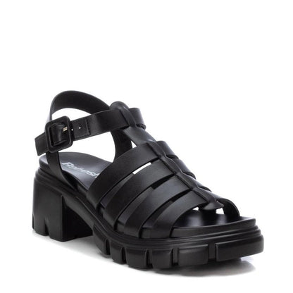 Sandália Casual Mulher Preta Xti – Leves para uso prolongado e ajustáveis para diferentes tamanhos - 17154001