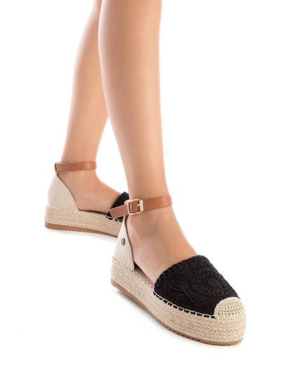 Sandália Casual Mulher Preta Refresh – Leveza para uso prolongado e sola antiderrapante em dias agitados - 17195202
