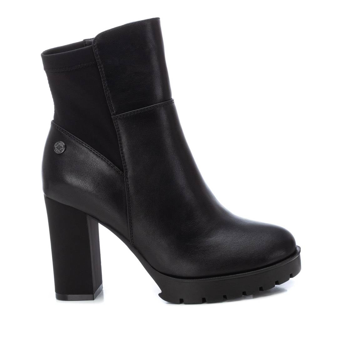 Bota Mulher Preto Refresh – Leves e confortáveis para passeios casuais, trabalho e eventos formais - 17238201
