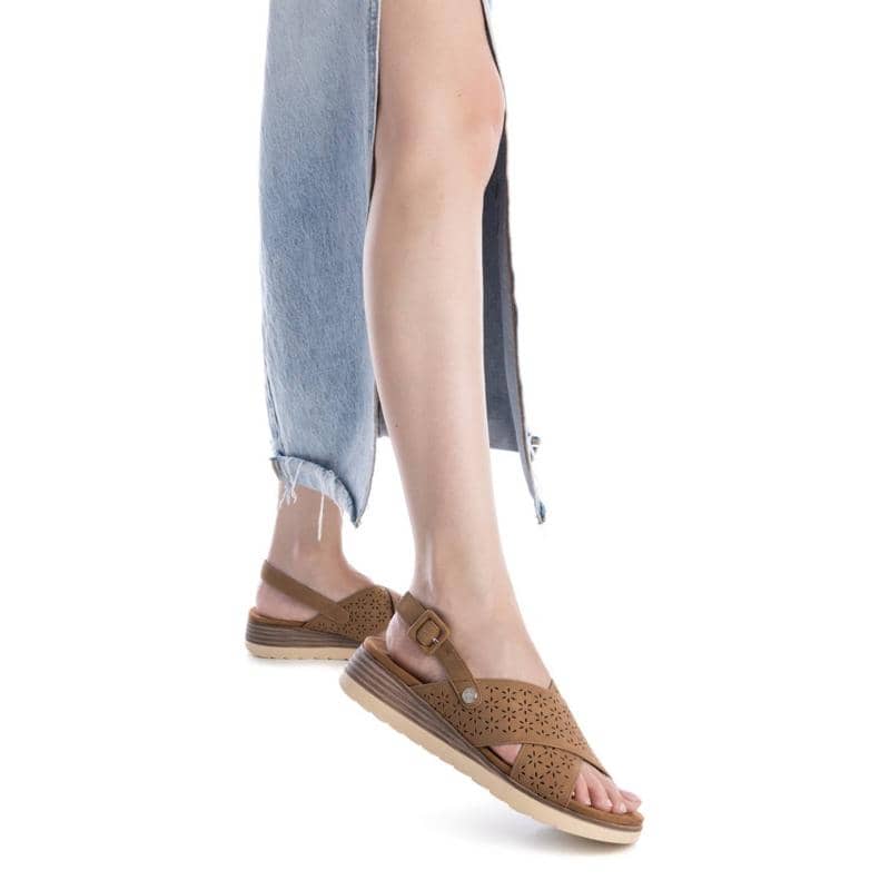 Sandália Casual Mulher Vegan Castanho Refresh – Leveza e conforto com sola antiderrapante para uso diário e passeios - 17277601