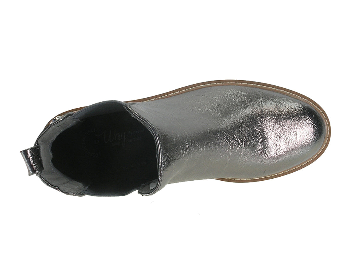 Bota Casual Mulher Prateado Beppi – Design arrojado com acabamento metálico para conforto em saídas casuais - 2167291