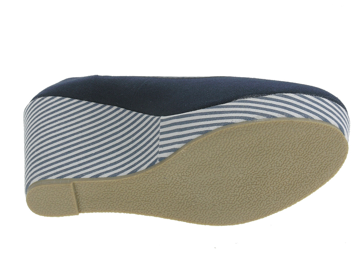 Sapato Casual Comcunha Mulher Azul Beppi – Leves e confortáveis para todo o dia com estilo versátil e cunha estável - 2172300