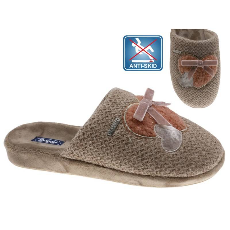 Chinelo Interior Mulher Bege Beppi – Leves e fáceis de calçar para conforto duradouro em passeios casuais - 2216821