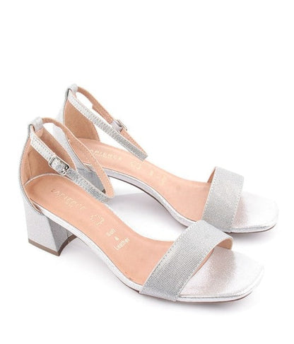 Sandália Casual Mulher Prateado Beshoes – Palmilha macia e alças ajustáveis para conforto em eventos formais - 151mr18