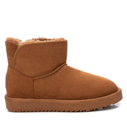 Bota Casual Mulher Camel Xti – Leves e confortáveis para longas caminhadas e momentos relaxantes com amigos - 44436