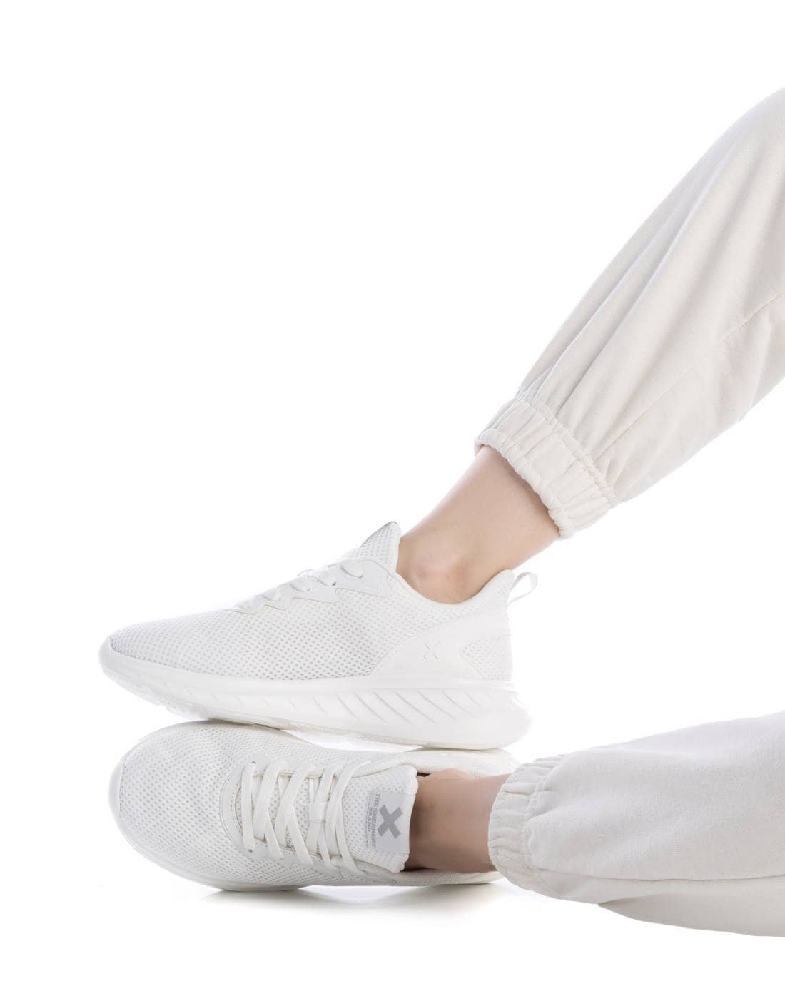 Sapatilha Mulher Branca Xti – Leves e respiráveis para conforto excecional em passeios e trabalho diário - 14361803